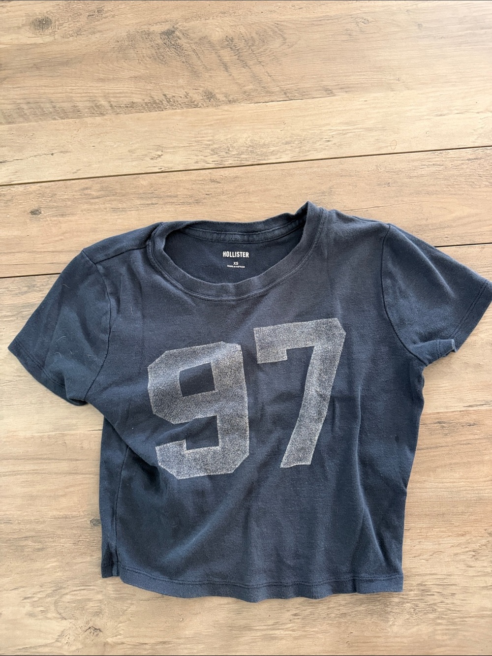 Hollister Navy Cropped '97 Graphic Tee